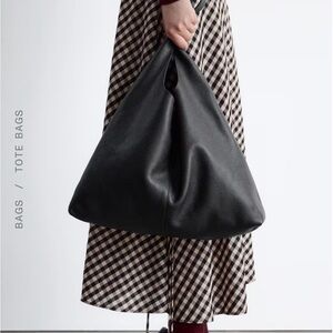 &Other Stories Elegant Black Tote Bag